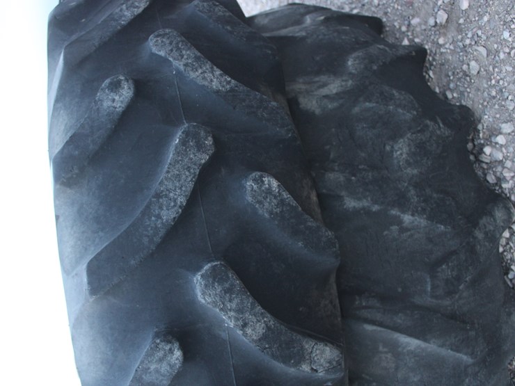 #1012-•-case-2390-tractor-image-54