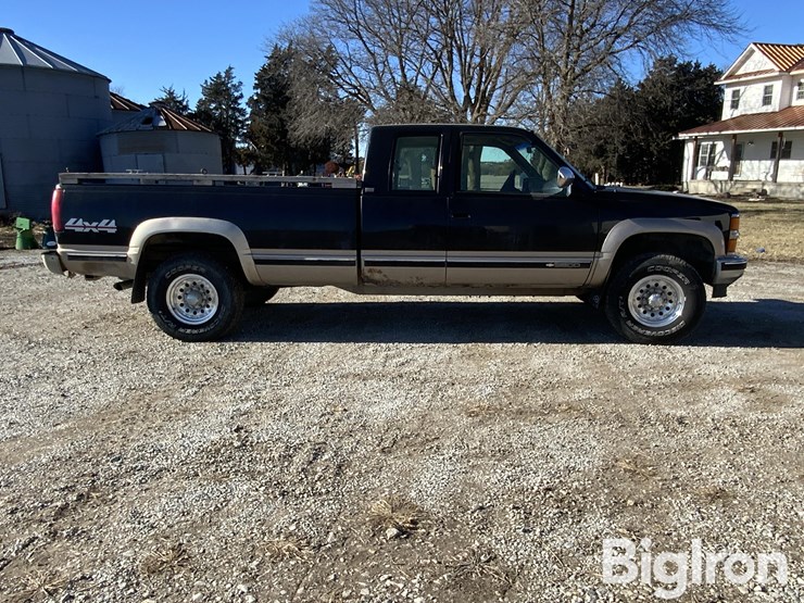 1993-chevrolet-silverado-3500-image-4