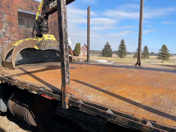 #1005-•-2003-sterling-log-truck-(has-wi-title)-(grantsburg,-wi)-image-7