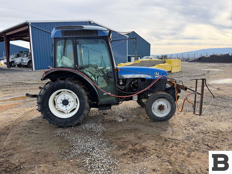 2008-new-holland-tn85fa-image-6