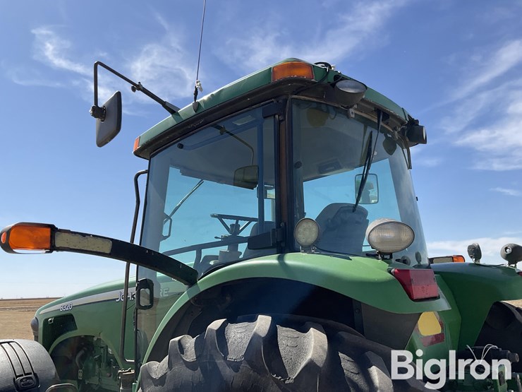 john-deere-8320-image-16