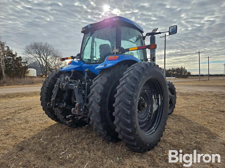 2005-new-holland-tg285-image-5