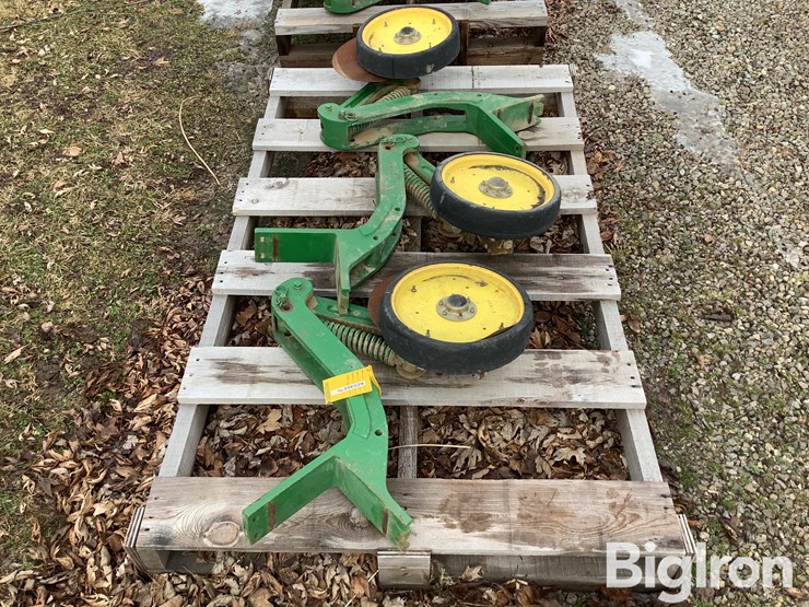 john-deere-1775-image-4