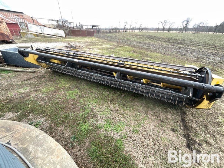 new-holland-2326-image-2