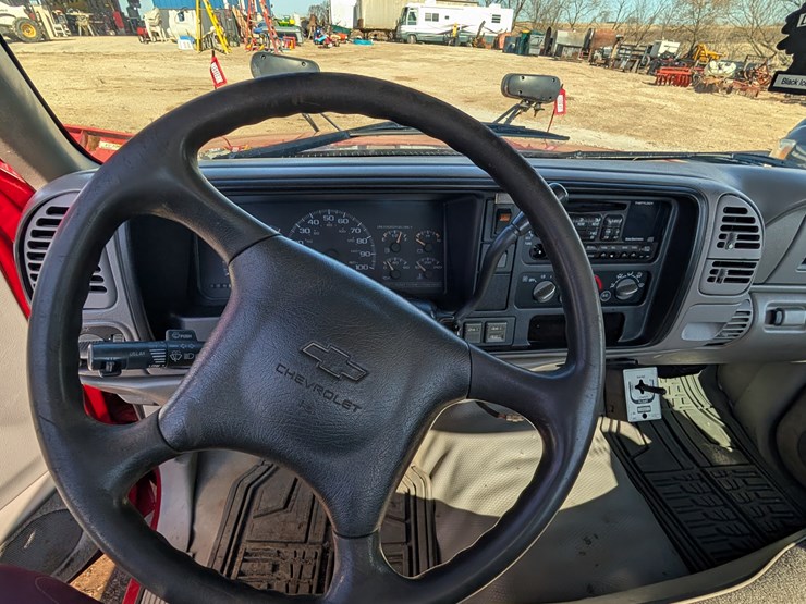 2000-chevrolet-2500-image-10