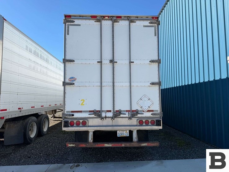 1995-utility-vs2r-image-7