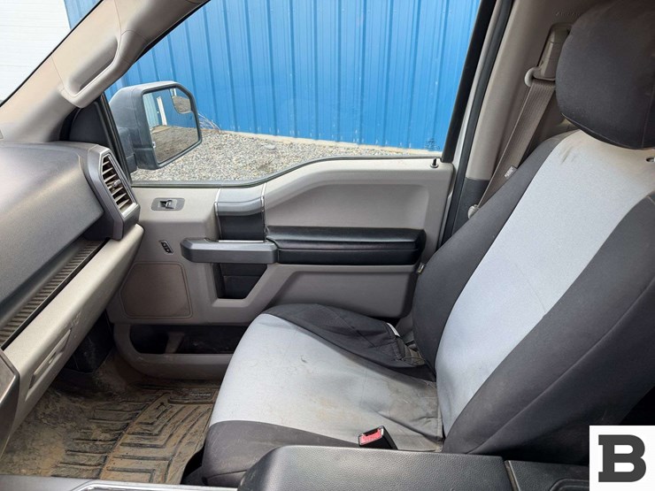 2015-ford-f150-image-21