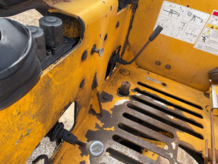 #1005-•-2003-sterling-log-truck-(has-wi-title)-(grantsburg,-wi)-image-82