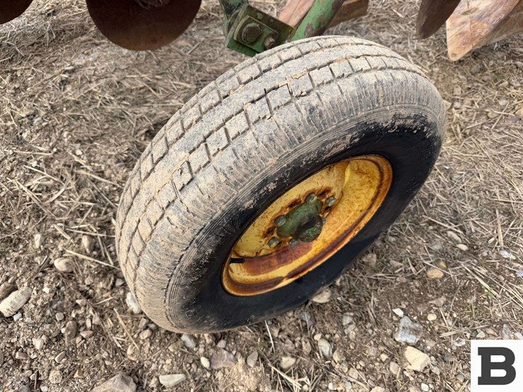 john-deere-5-image-11