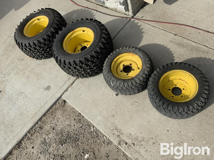 john-deere-la-image-1