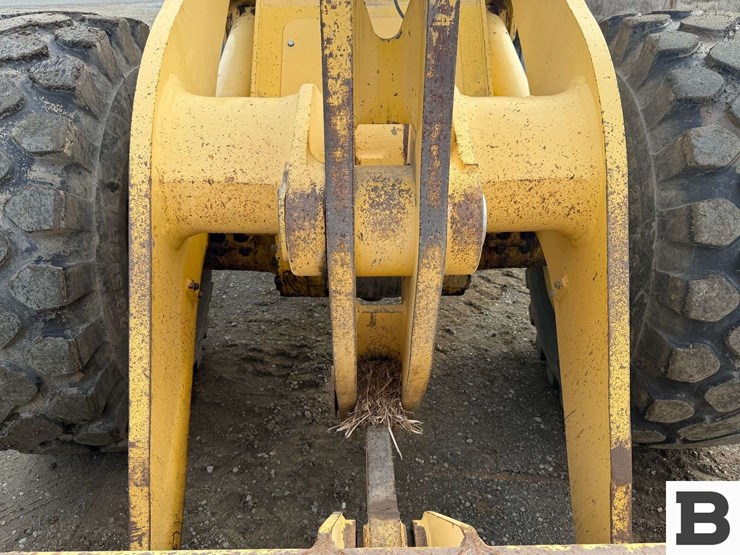 2001-komatsu-wa380-3-image-15