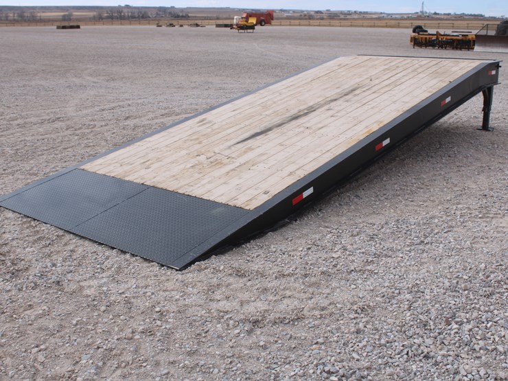 #2021-•-industrious-america-adjustable-load-ramp-32k-lb-capacity-image-7