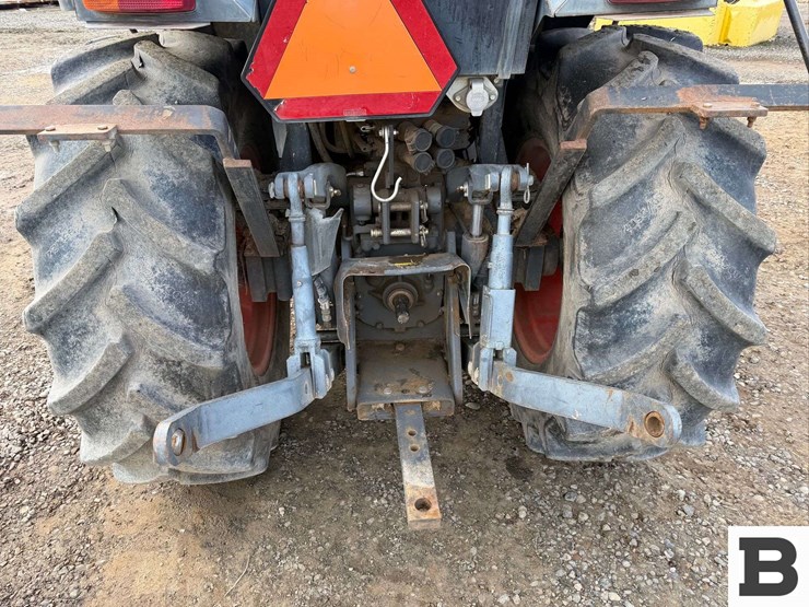 2014-kubota-m8540hd-image-16