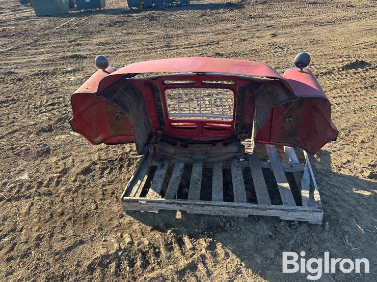 international-b-image-6