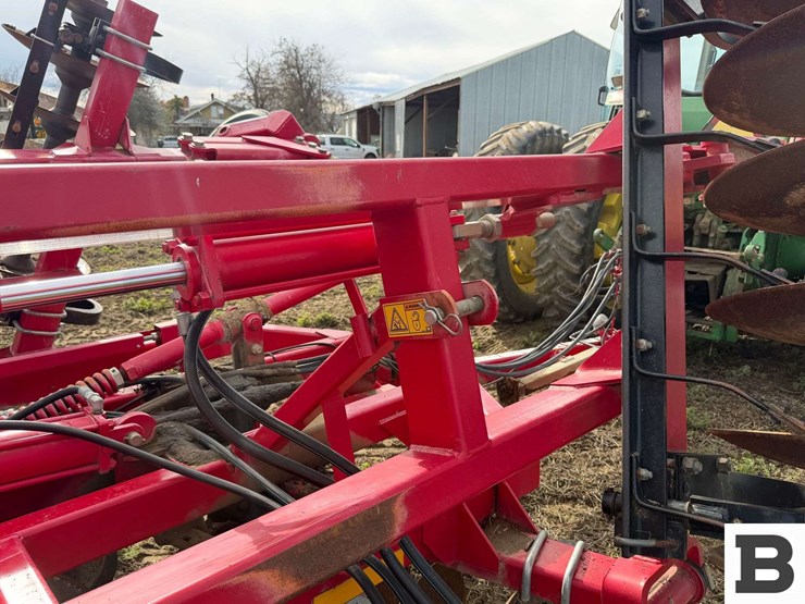 2010-sunflower-1234-18-image-44