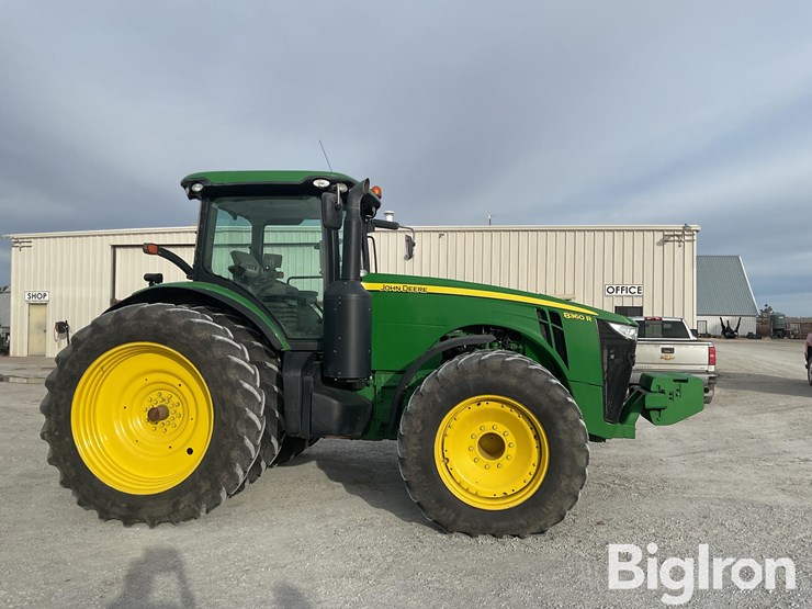 2012-john-deere-8360r-image-4