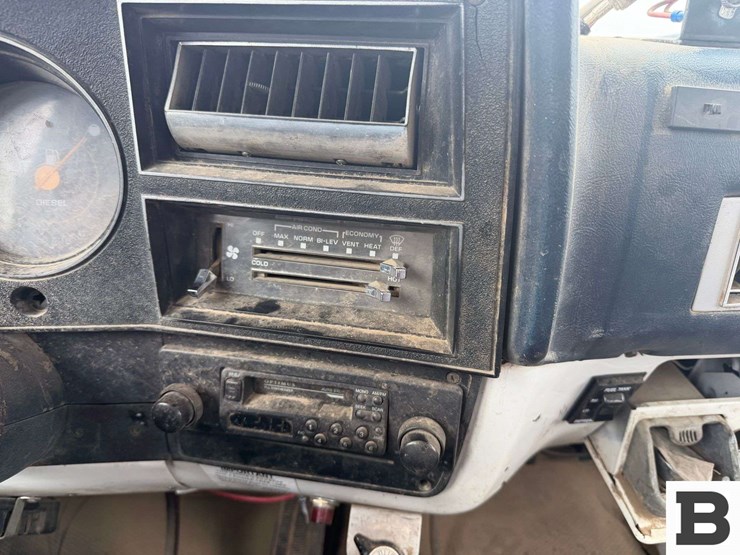 1988-gmc-sierra-3500-image-46