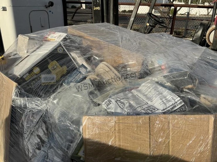 large-box-of-household-maintenance-items-image-6