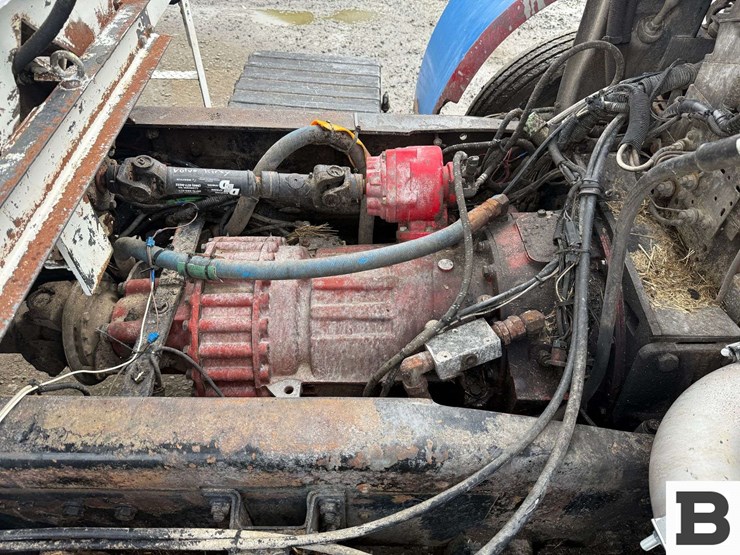 1996-volvo-wx-feed-truck---albany,-or-image-58