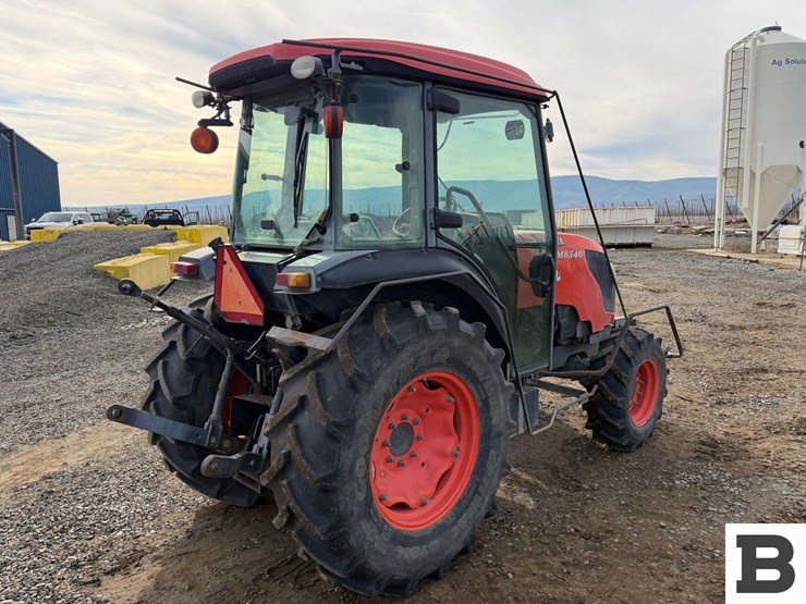 2014-kubota-m8540hd-image-5