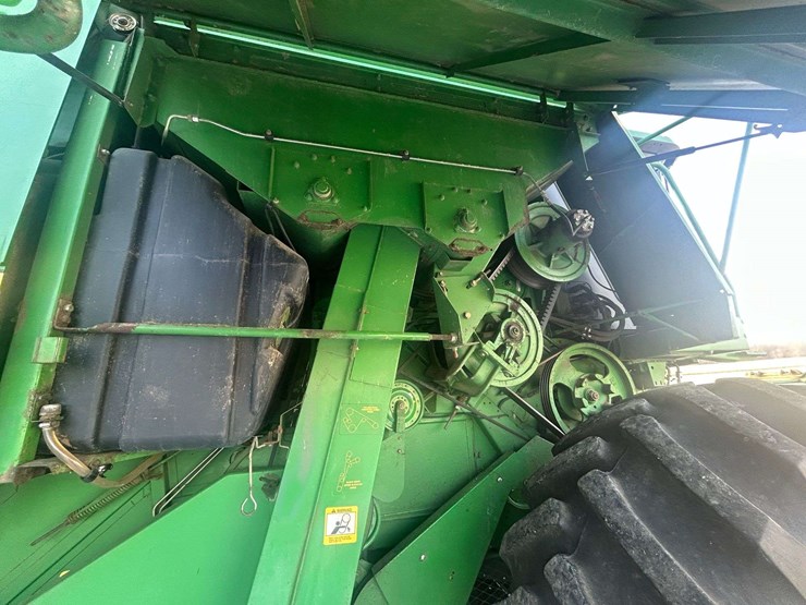 1990-john-deere-9400-image-8