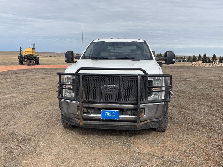 2018-ford-f550-image-2