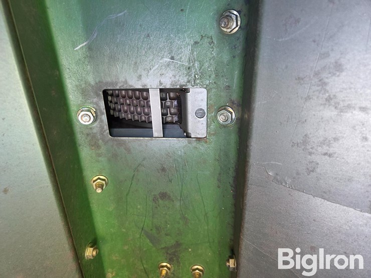 john-deere-1530-image-17