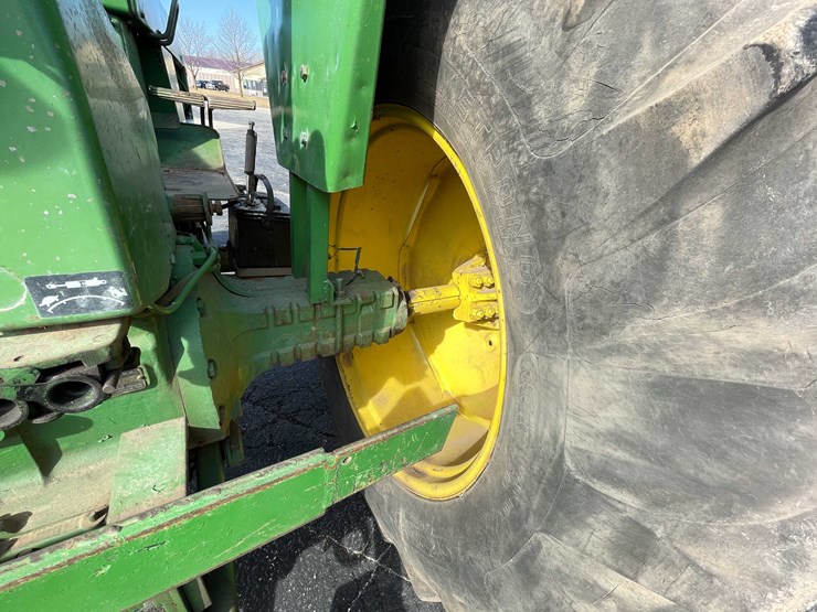 john-deere-4430-image-22