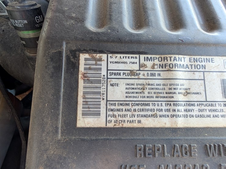 2000-chevrolet-2500-image-24