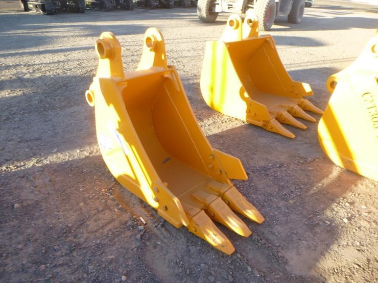 caterpillar-305-image-2