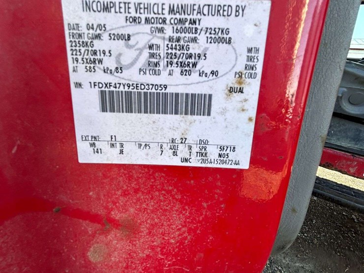 2005-ford-f450-image-14