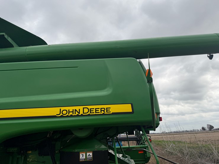 2009-john-deere-9670-sts-image-23