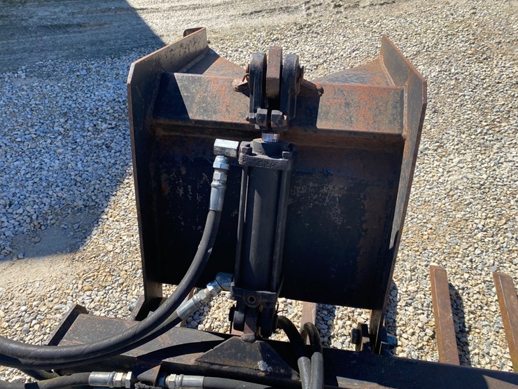 #9124-•-universal-mount-grapple-bucket-(helenville,-wi)-image-5