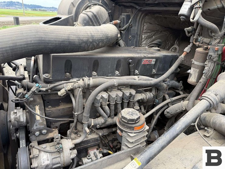 2001-volvo-vnl-tractor-truck---albany,-or-image-37