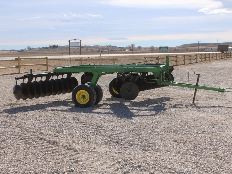 #1034-•-john-deere-t0310-12ft-disc-image-6