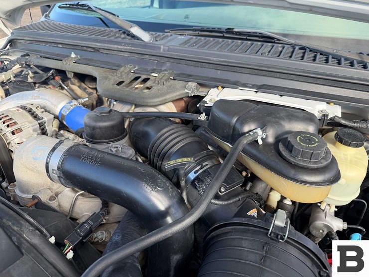 2006-ford-f550-image-17