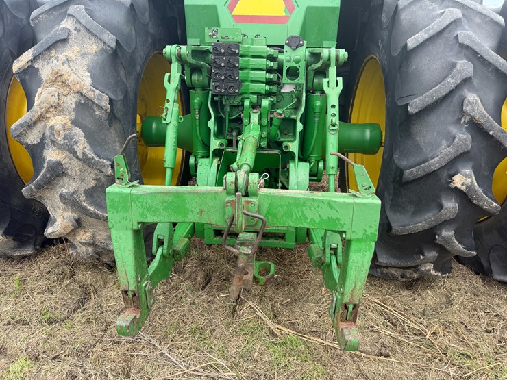 2001-john-deere-8310-image-17