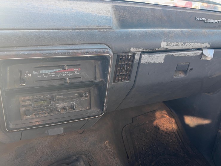 1990-ford-f250-image-9