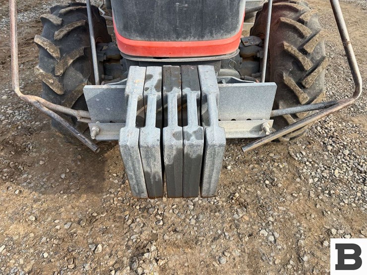 2014-kubota-m8540hd-image-9