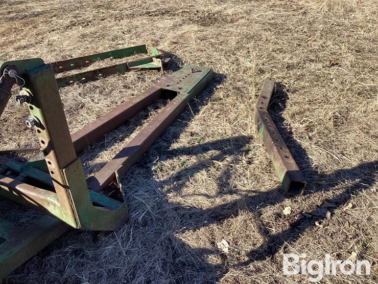 john-deere-10-image-11