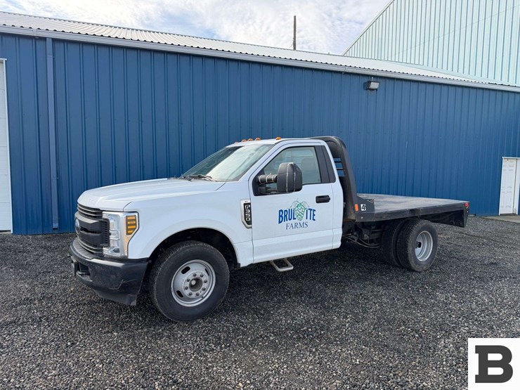 2019-ford-f350-image-4