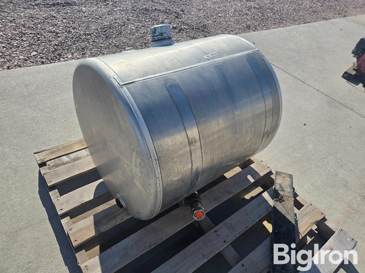 hydraulic-fluid-tank-image-7