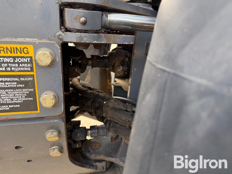 1998-new-holland-tv140-image-17