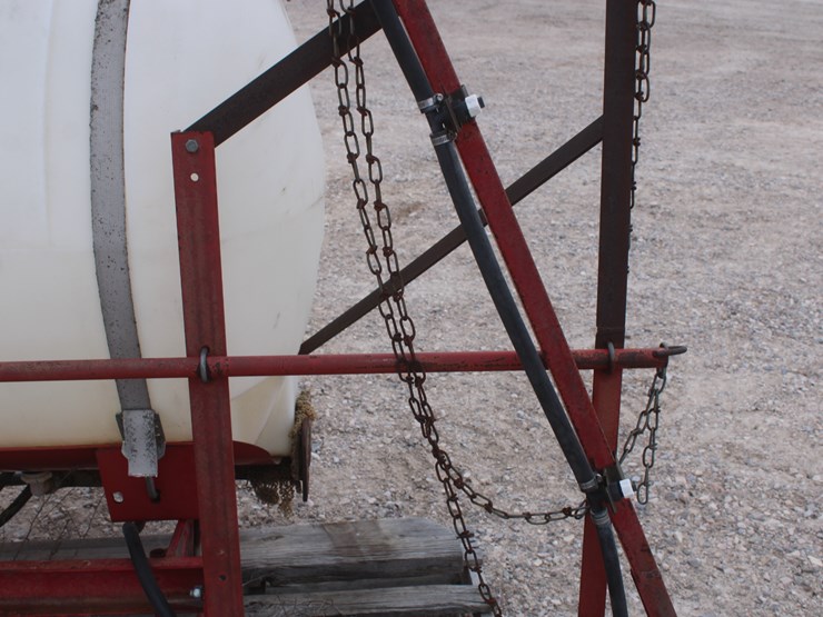 #2094-•-3-point-sprayer-with-200-gallon-tank-image-13