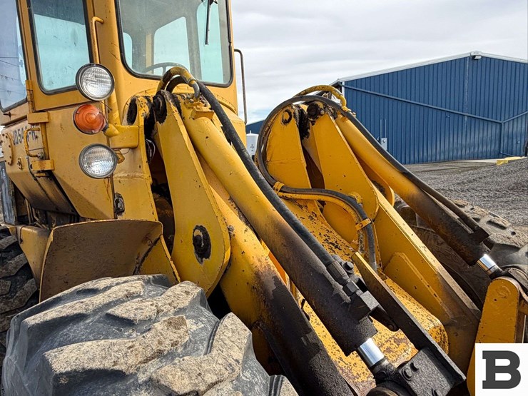 john-deere-544-image-63