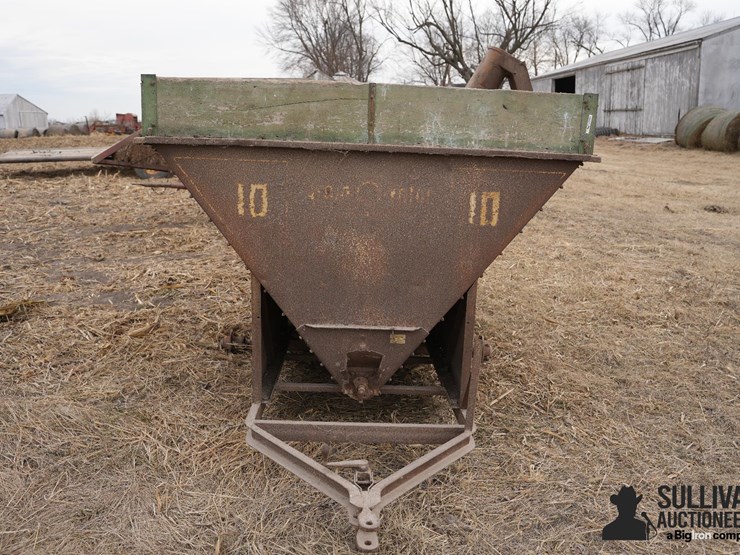 grain-o-vator-10-auger-wagon-image-2