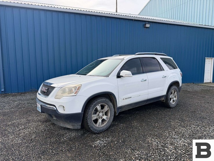 2008-gmc-acadia-image-3