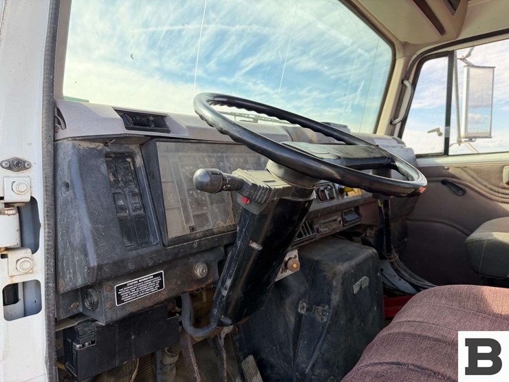 1998-international-4900-image-44