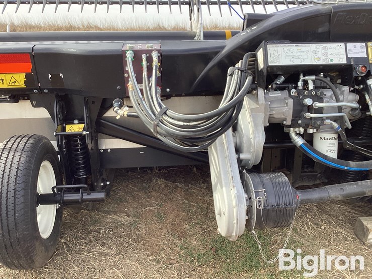 2023-mac-don-fd230-image-8