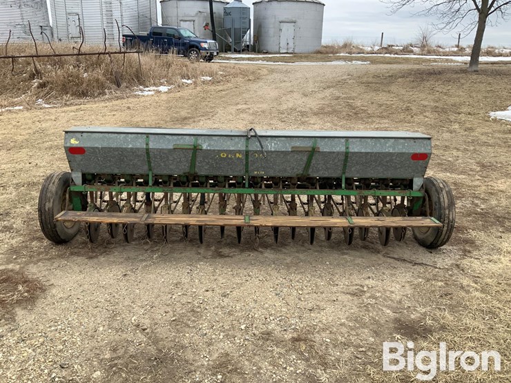 john-deere-b-image-6